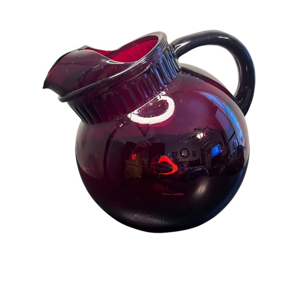 Vintage Royal Ruby Red Tilt Pitcher Anchor Hocking With Ice Lip 8" Tall - Picture 3 of 7